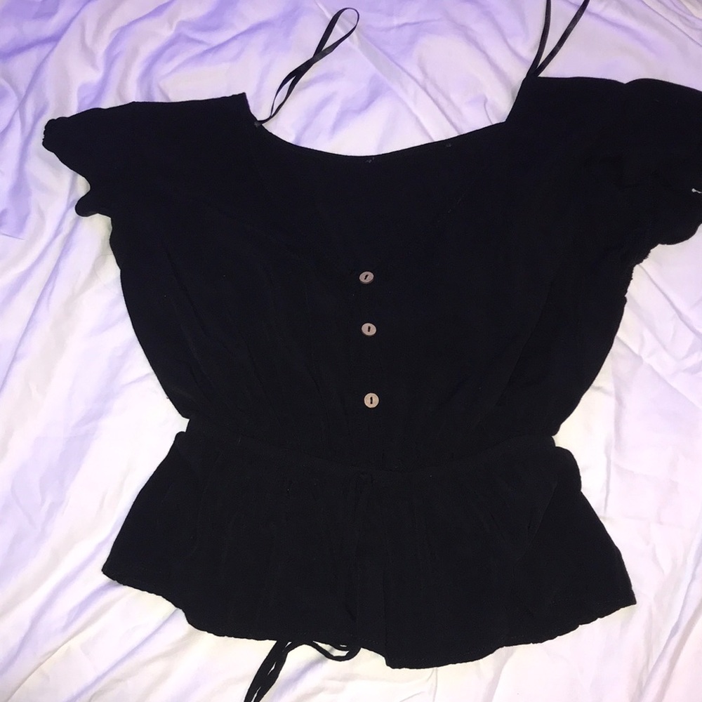 Black blouse for tweens during formal wear